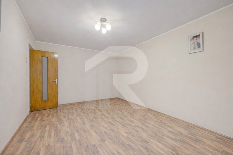 Berceni – Piata Resita, 3 camere, 73 mp total, centrala proprie, loc parcare!