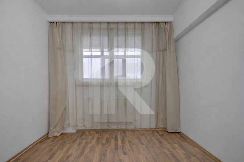 Berceni – Piata Resita, 3 camere, 73 mp total, centrala proprie, loc parcare!